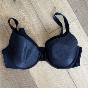 Vanity Fair Black Molded Underwire Bra